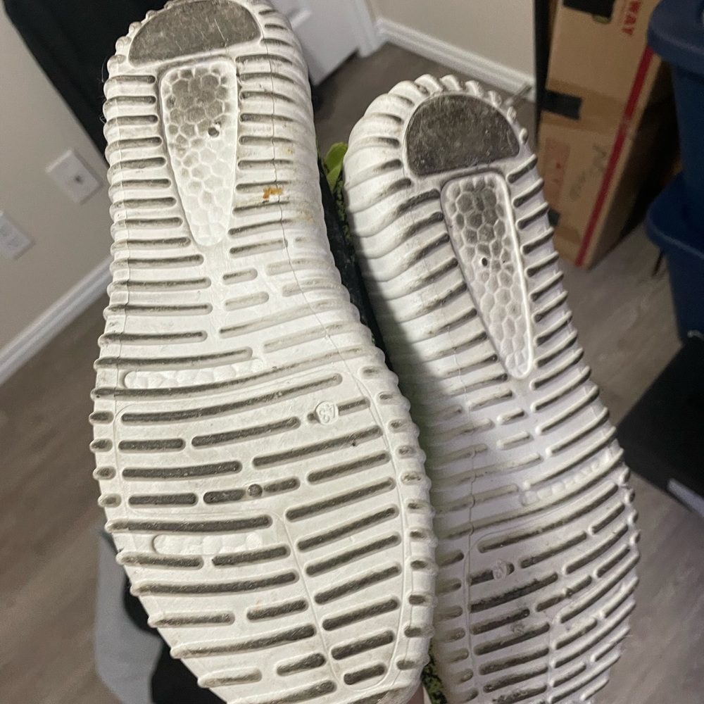 Fun shoes - Picture 3 of 3